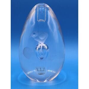 Vintage Glass Kosta Lindstrand 96764 Chicken Egg Paperweight *Pre-Owned*